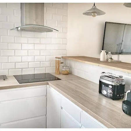 Modern & Chic Appartement- Goodvibes Paris Apartment *