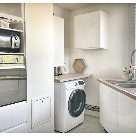 Modern & Chic Appartement- Goodvibes Paris Apartment